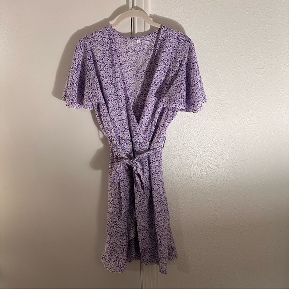 SHEIN Lilac Purple Floral Tie Front Ruffle Mini Dress V Neck Short Sleeve A Line - Picture 5 of 8